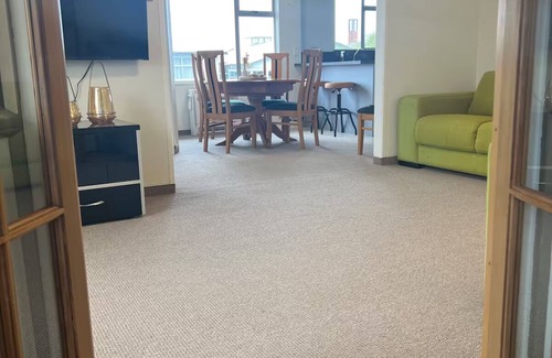 Invercargill House | Heart of Windsor