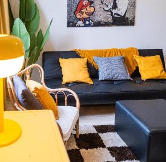 Kallio Apartment | Heartbeat of Kallio - Stylish 2BR City Stay