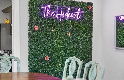 Galveston House | Heated & Chilled Pool | Mini Golf | Arcade Games
