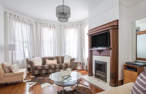 Savannah Victorian District House | Heated Pool Access | 5*Clean | Flex Cancelation