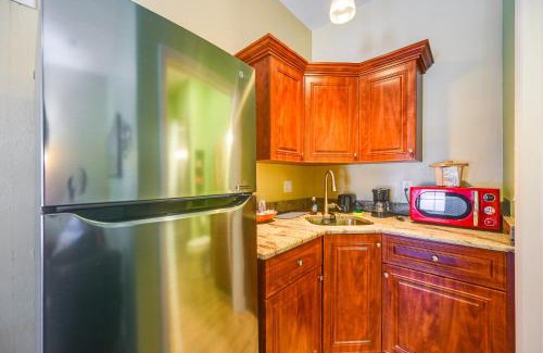 Naples Apartment | Heated Pool Access Everglades Resort Retreat!