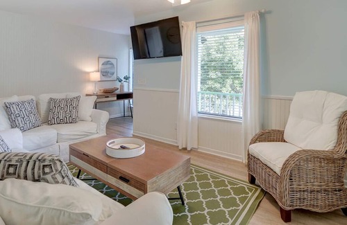 Palmetto Dunes Apartment | Heated Pool Access | 5*Clean | Flex Cancelation | By Southern Belle Tybee