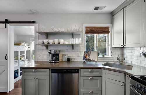 Sonoma House | Heated Pool Close to Sonoma & Napa