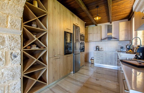 Karefiliana Villa | Heated pool + hydro-massage ★ Sea view ★ Near Falasarna