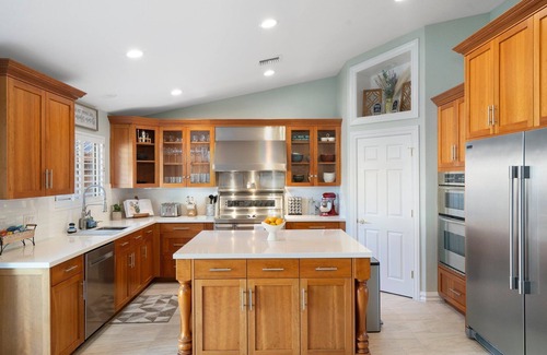 Sunset Ridge House | Heated Pool~Star Wars Game Rm~BBQ w/Propane~Outdoor Bar~Games~Fire Pit w/Chairs