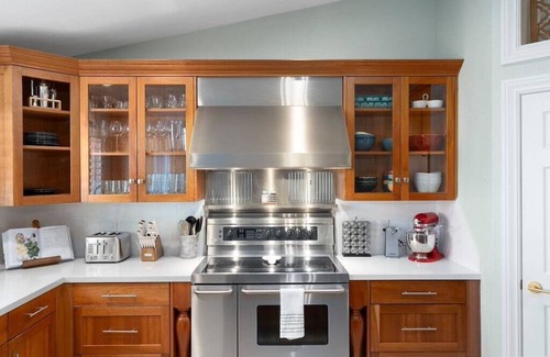 Sunset Ridge House | Heated Pool~Star Wars Game Rm~BBQ w/Propane~Outdoor Bar~Games~Fire Pit w/Chairs
