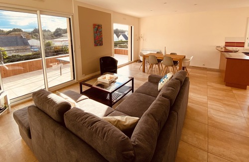 Santec House | HEATED PRIVATE SWIMMING POOL - Villa sleeps 15 300m from the beach