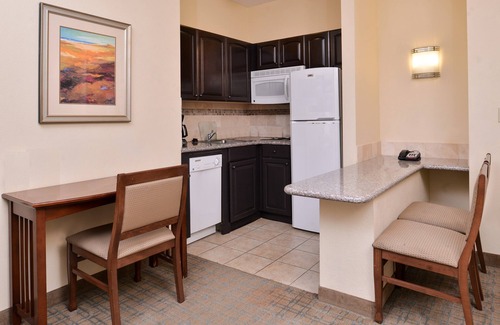 Central Oklahoma City Condo | Heated Saltwater Pool + Suite