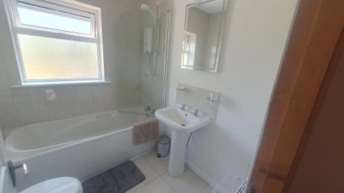 Glanmire House | Heathervue