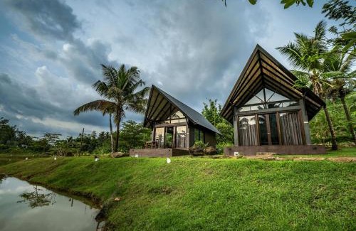 Yattapatha Villa | Heaven By The Lake