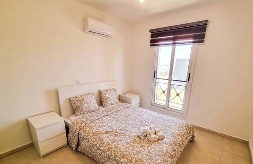 Mazotos Apartment | Heaven in Arem's MPV