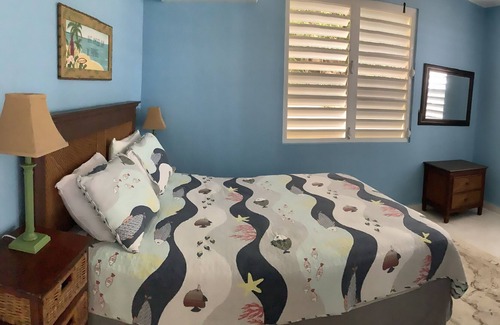 Barrero House | Heaven on Earth, Private Beachfront home with unbelievable sunsets, sand & surf