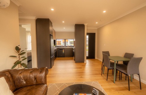 Twizel House | Heavenly Hideaway, House B