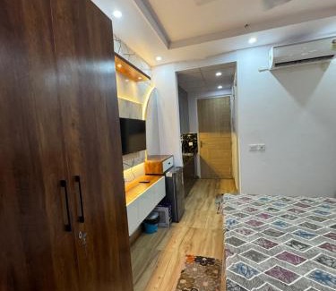 Greater Noida Apartment | Heavenly stays