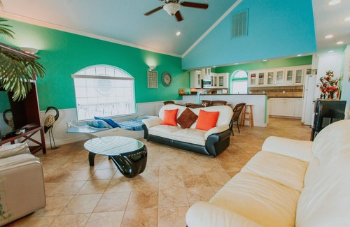 Surfside Beach House | Heavenly Sunset.A House With Amazing Views And Just Steps From The Beach