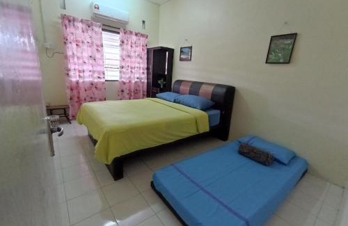 Taman Heawood House | HEAWOOD GUEST HOUSE Sungai Siput