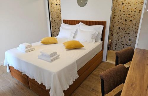 Hvar Old Town Apartment | Hedonist Hvar with jacuzzi