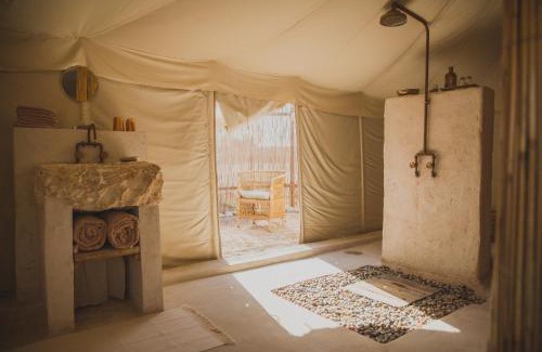 Ash Shahaniya Cabin | Heenat Salma Farm