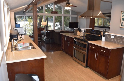 Kamloops House | Heffley Lake House - Closed for the winter season - DM for the 2026 dates!
