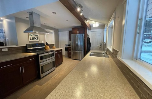 Kamloops House | Heffley Lake House - Closed for the winter season - DM for the 2026 dates!