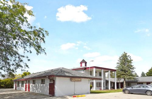 Bridgeport Hotel | Heidelberg Motel by Capital O Bridgeport Frankenmuth MI Dixie HWY