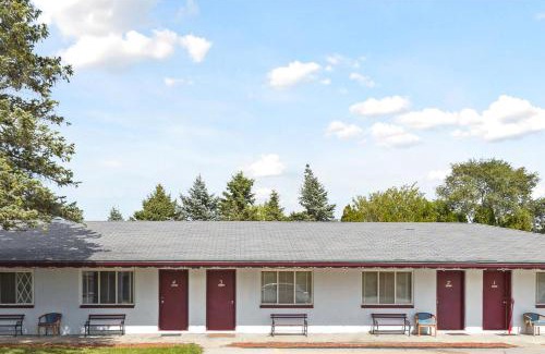 Bridgeport Hotel | Heidelberg Motel by Capital O Bridgeport Frankenmuth MI Dixie HWY