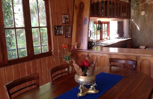 Kandy House | HELFAROAN Spacious, bright villa. Beautiful Panorama.