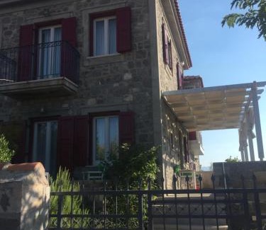 Mithimna House | Heliades Maisonettes