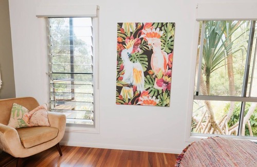 Yandina Creek House | Heliconia House - Private Acreage 7 Mins to the Beach