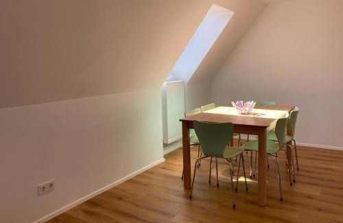Munchen District Apartment | Helle Einliegerwohnung im Münchner Südosten