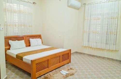 Moshi Villa | Hellen's Riverside villas