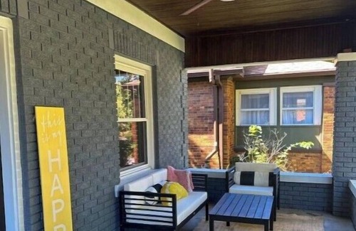 Springfield House | Hello Sunshine!n