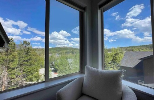 Silverthorne House | Hemingway Haus: 🎿Ski, 🌄 Views, Sauna, ⛵️Lake Life