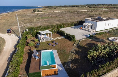 Carovigno Villa | Hemingway VILLA set on the beach