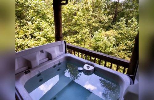 Logan House | Hemlock - by The Chalets