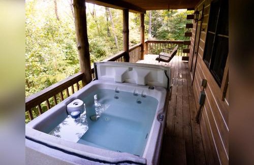 Logan House | Hemlock - by The Chalets
