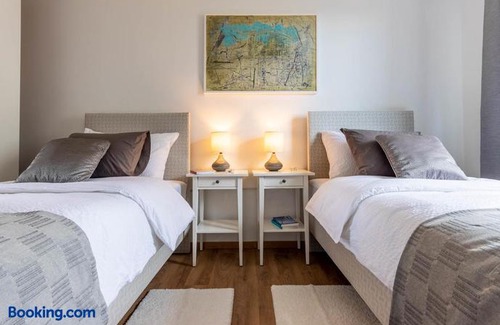 Zagreb Apartment | Hendrix Bridge Apartment 2