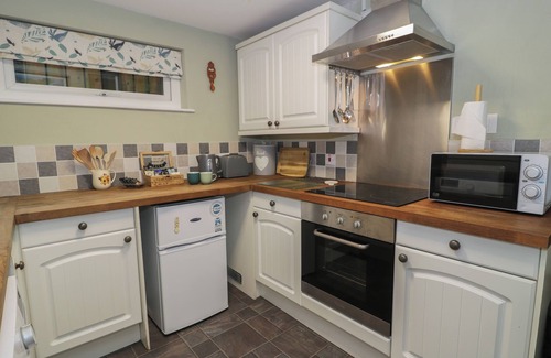 Beddgelert House | HENFRO, pet friendly, with open fire in Beddgelert