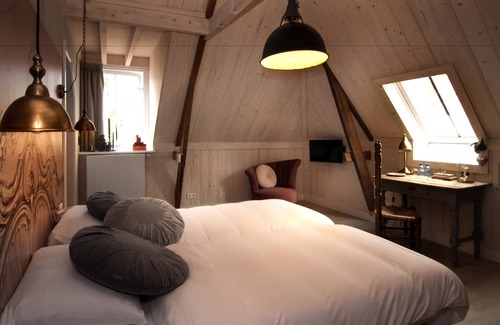 Den Ham Bed & Breakfast | Herberg Swaen aan de Brink