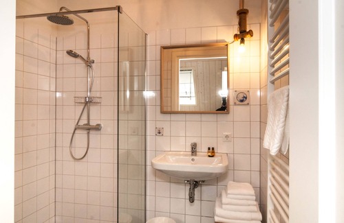 Den Ham Bed & Breakfast | Herberg Swaen aan de Brink
