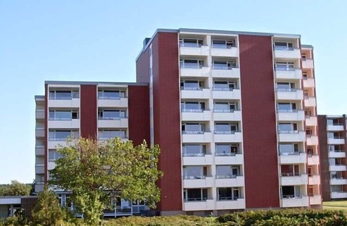 Wyk auf Foehr Apartment | Here you can listen to the sound of the sea while having breakfast!