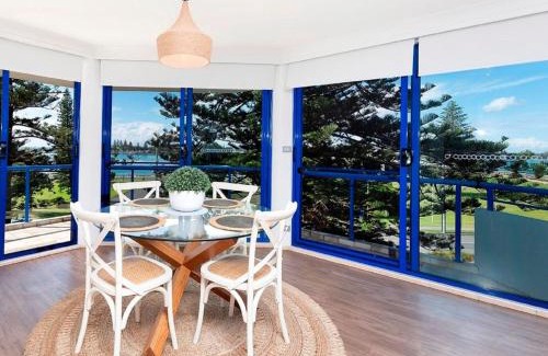 Tuncurry Apartment | Heritage 401 Amazing Lake Views