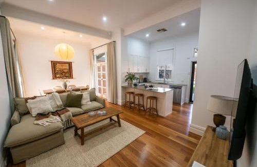 St Peters House | Heritage Elegance Close to CBD