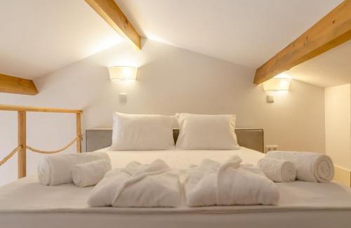 Old Town Apartment | Heritage Loft I in the Cradle of Portugal by Portugal Active