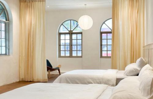 Kuching Hotel | Heritage Vacation Inn at Jalan Padungan
