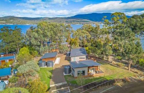 Lymington Apartment | Herlihys On Huon - Cabin 2