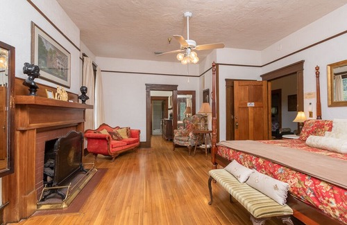 Micanopy Bed & Breakfast | Herlong Mansion Bed and Breakfast Inn - Herlong Suite