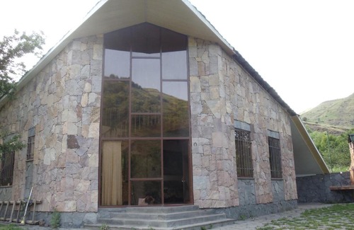 Hermon House | Hermonatun