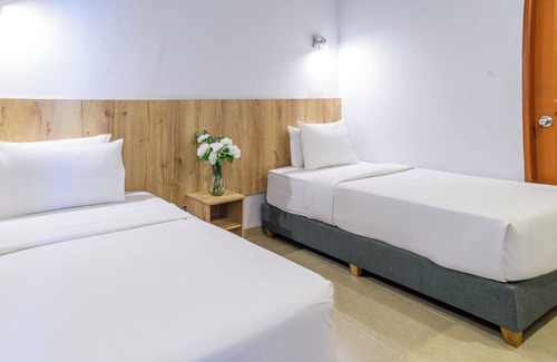 El Laguito Hotel | Hermosa Habitación Doble A Pie De Playa