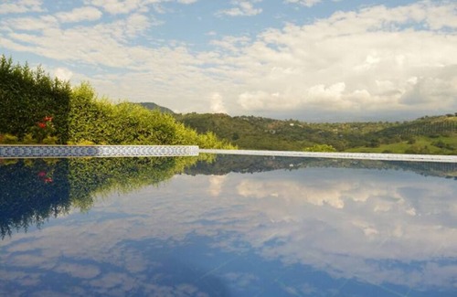 Anapoima House | Hermosa, Moderna y Confortable Casa en Anapoima
